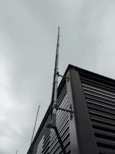 wall mast